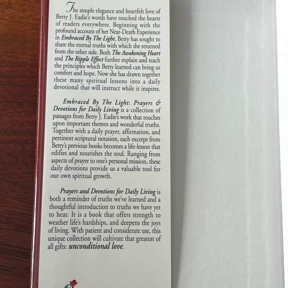 "Embraced By The Light" Hardcover Book by Betty J. Eadie - Picture 3 of 10